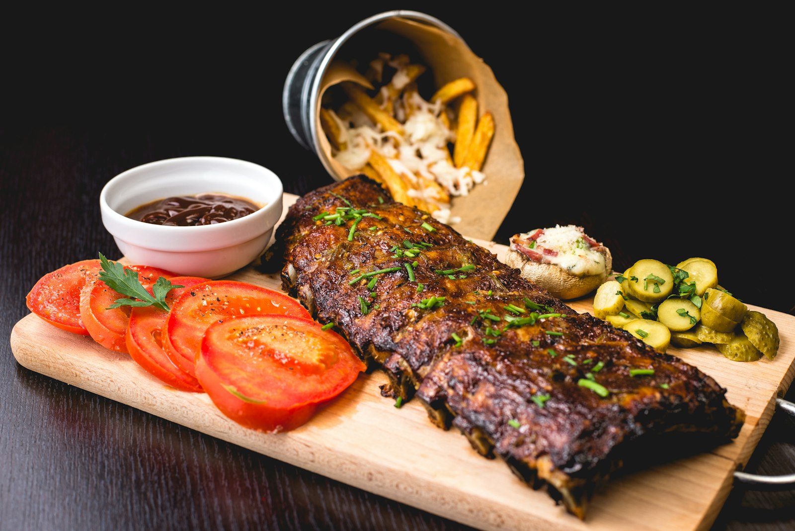 Mediterranean grilled meat platter